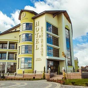 https://warszawa-hotel.hotelslviv.net